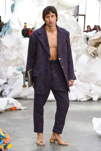 Look 43